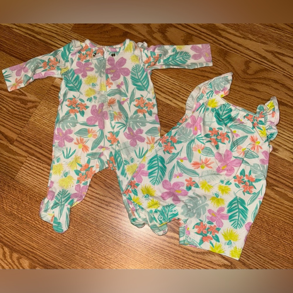 Carter’s Romper & Pj’s